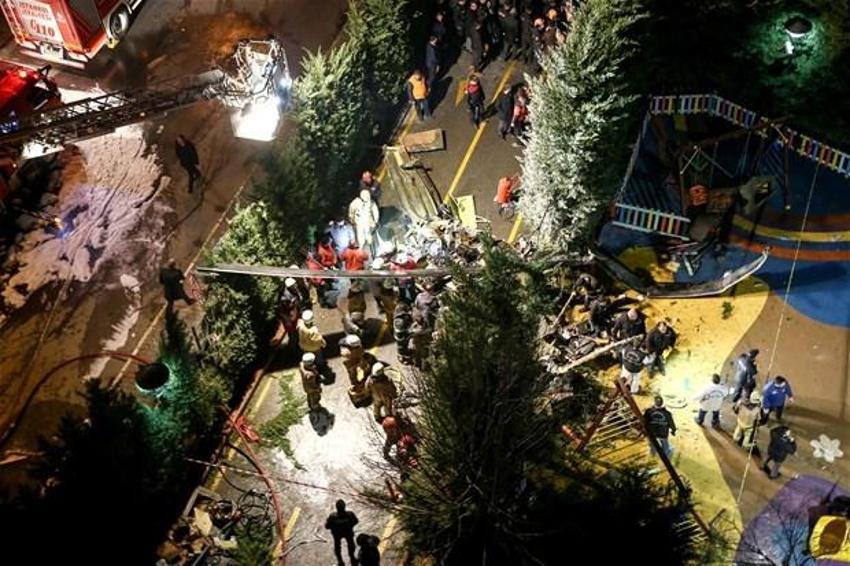 İstanbul Çekmeköy'de askeri helikopter düştü! 4 askerimiz şehit oldu