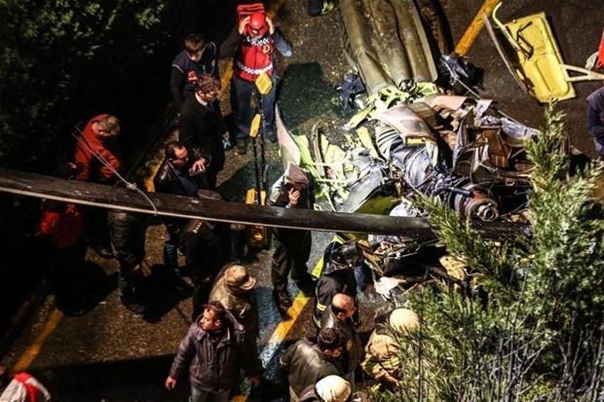 İstanbul Çekmeköy'de askeri helikopter düştü! 4 askerimiz şehit oldu