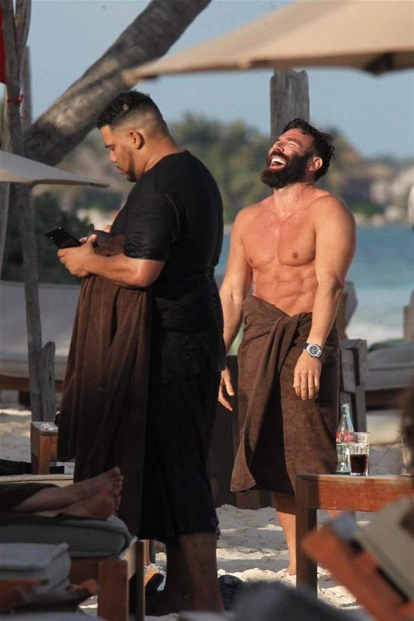 Instagram'ın kralı Dan Bilzerian