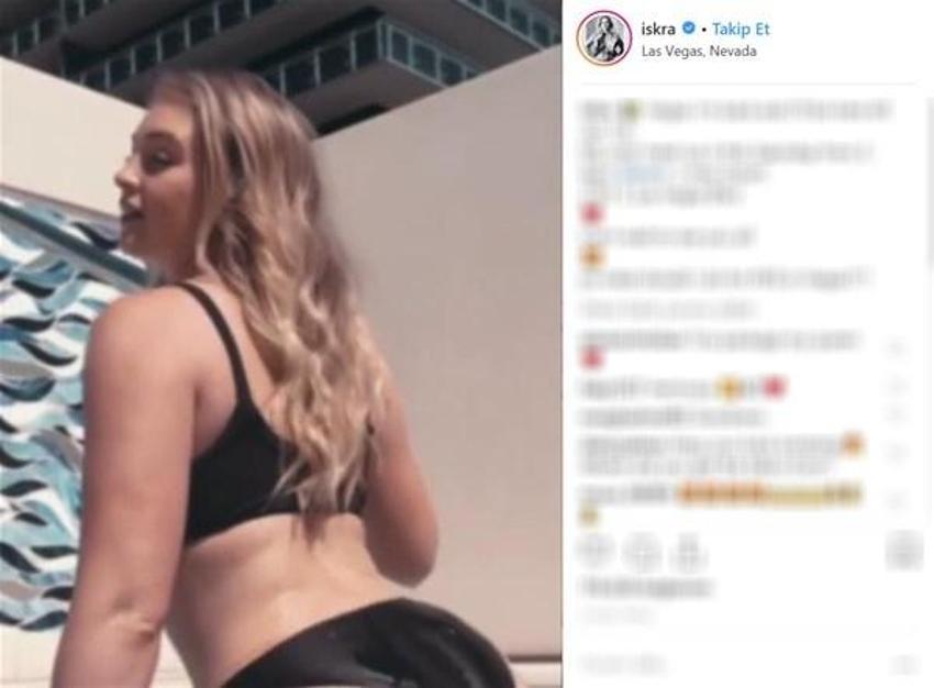 Iskra Lawrence`ın havuz keyfi