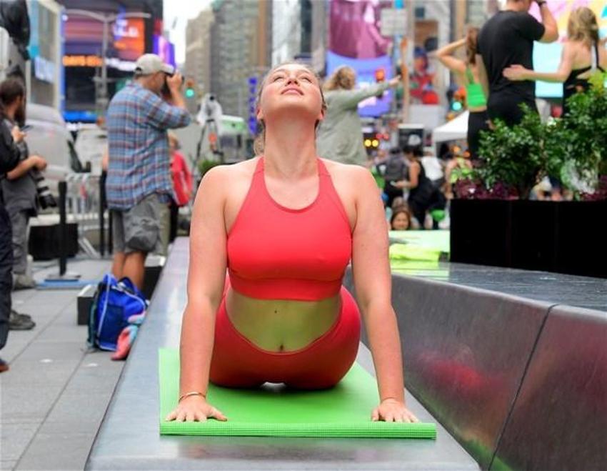 Iskra Lawrence