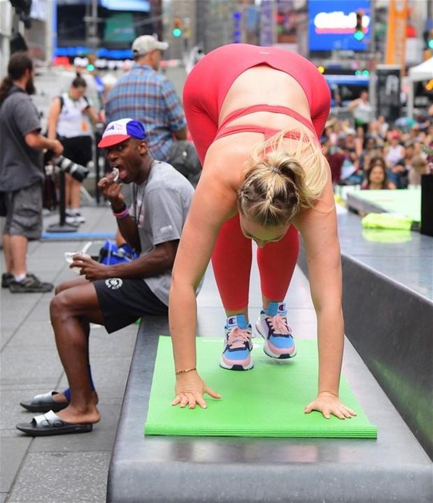 Iskra Lawrence