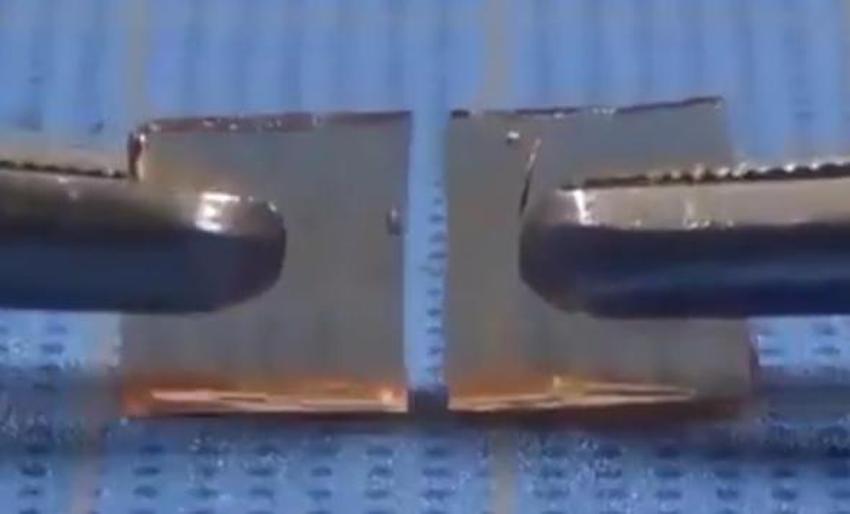 Telefon ekranı kırılanlara bomba haber