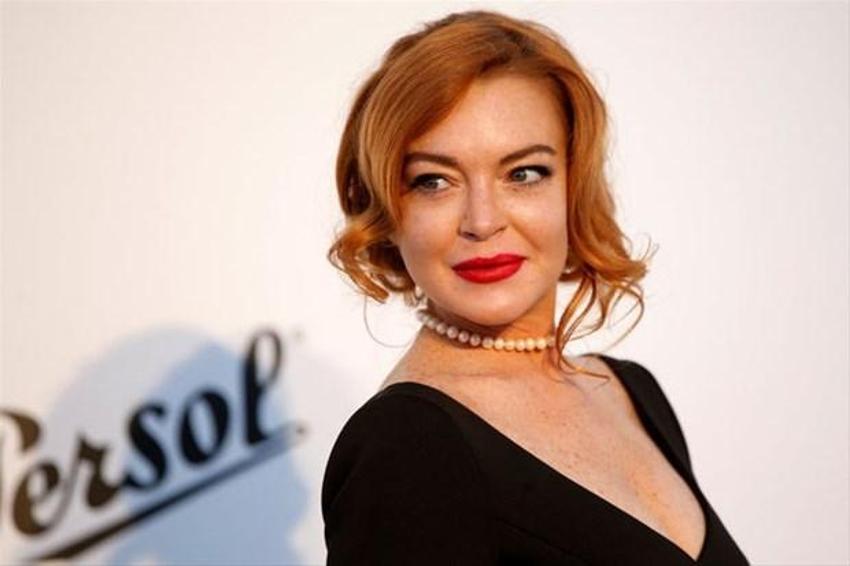 Lindsay Lohan göz kamaştırdı