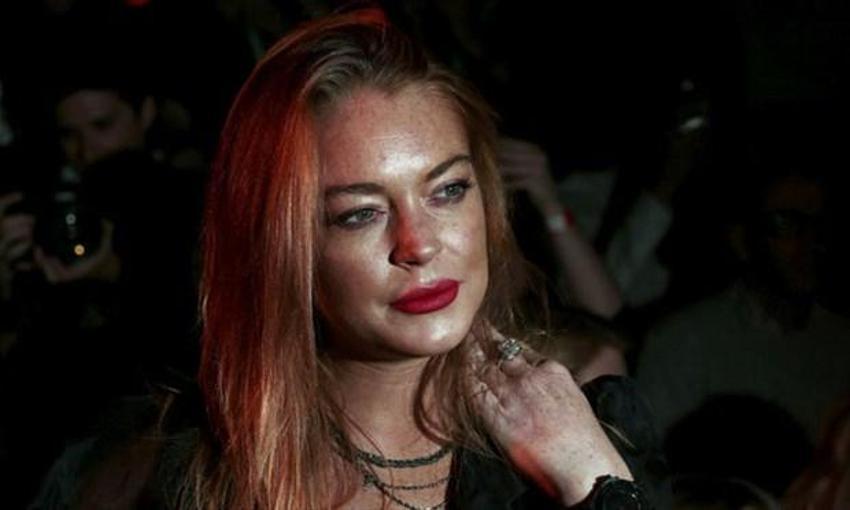 Lindsay Lohan göz kamaştırdı
