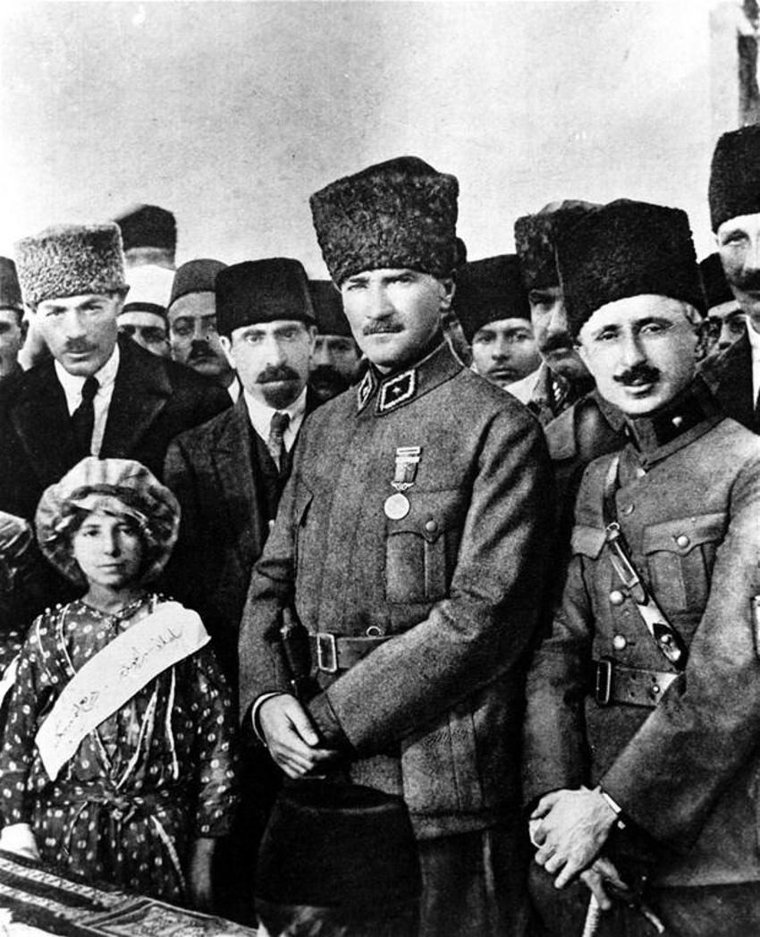 Büyük komutan Atatürk 80 yıldır özlemle anılıyor