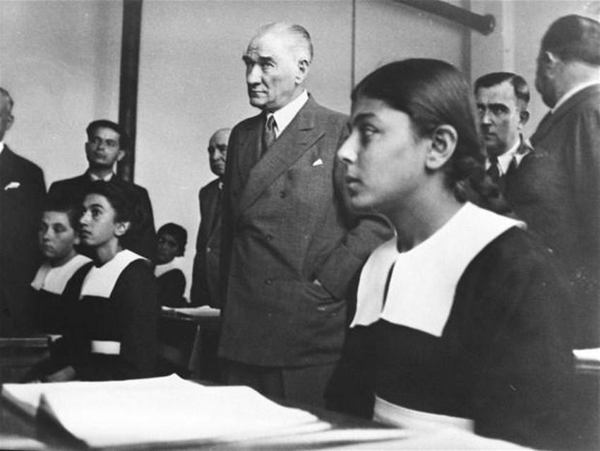 Büyük komutan Atatürk 80 yıldır özlemle anılıyor