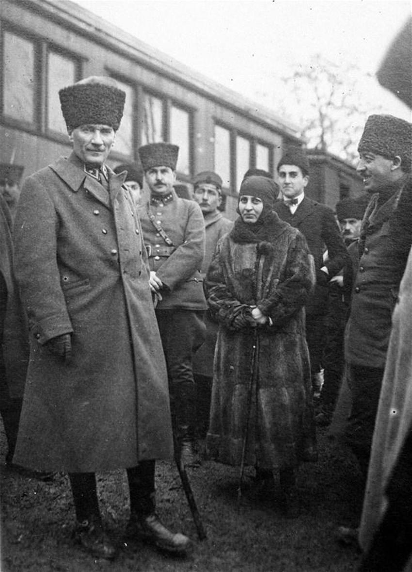 Büyük komutan Atatürk 80 yıldır özlemle anılıyor