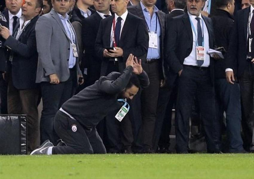 Galatasaray'da şok istifa!