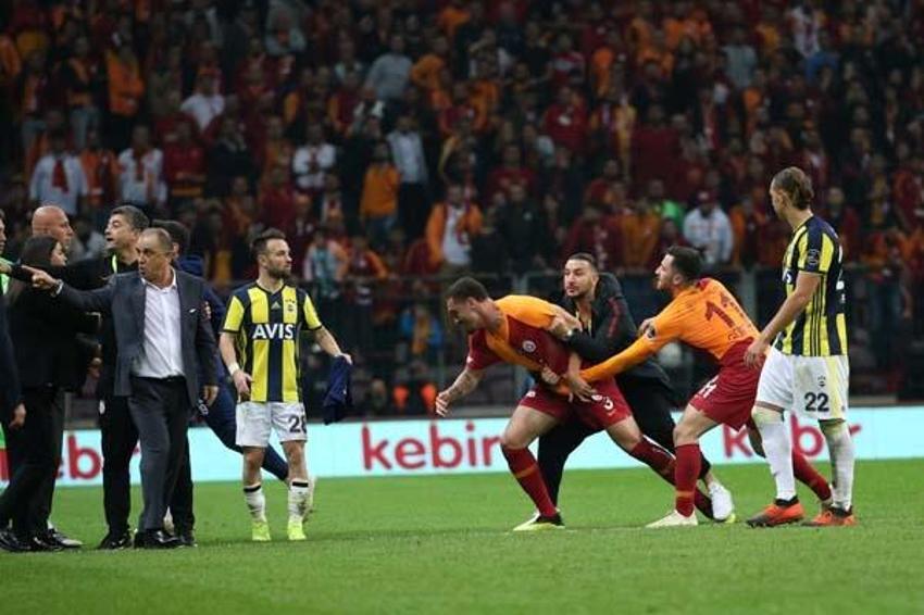 Olaylı derbi Avrupa basınında!