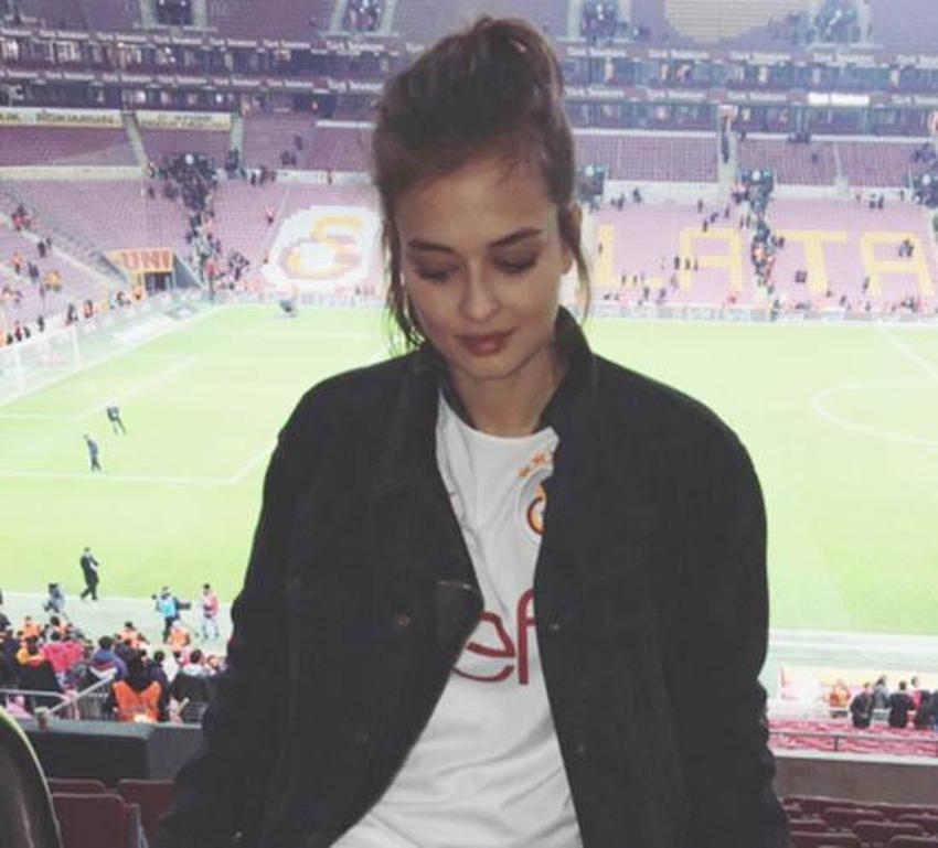 Neymar'ı peşinden koşturan Türk kızı Elif Aksu