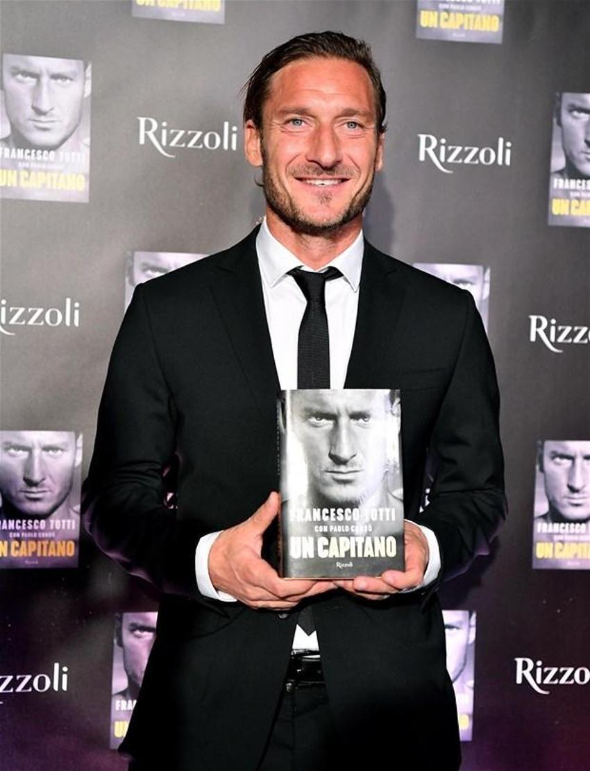 Totti ile De Rossi arasında Cengiz Ünder diyaloğu