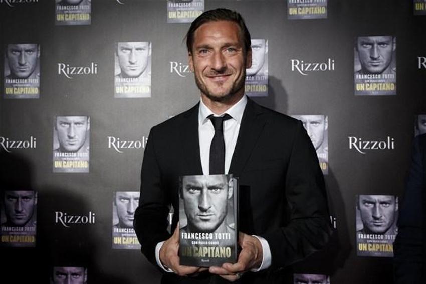 Totti ile De Rossi arasında Cengiz Ünder diyaloğu