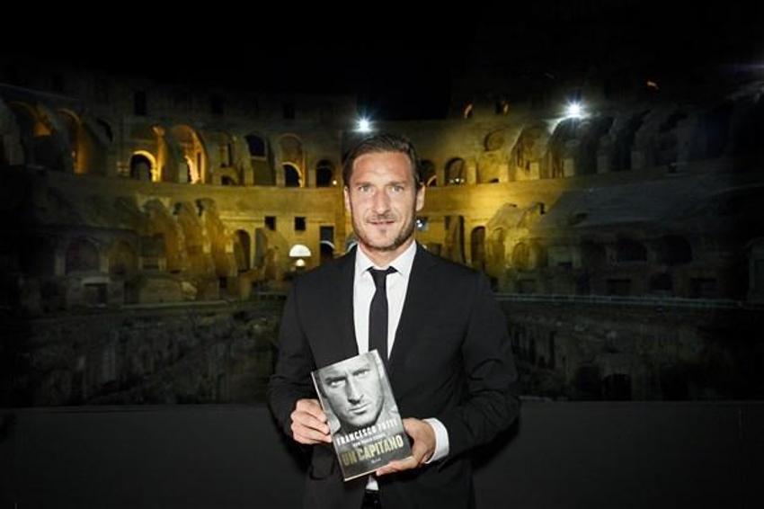 Totti ile De Rossi arasında Cengiz Ünder diyaloğu