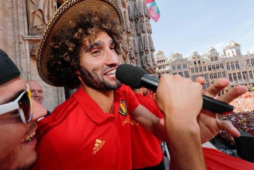 Fellaini fena yakalandı!