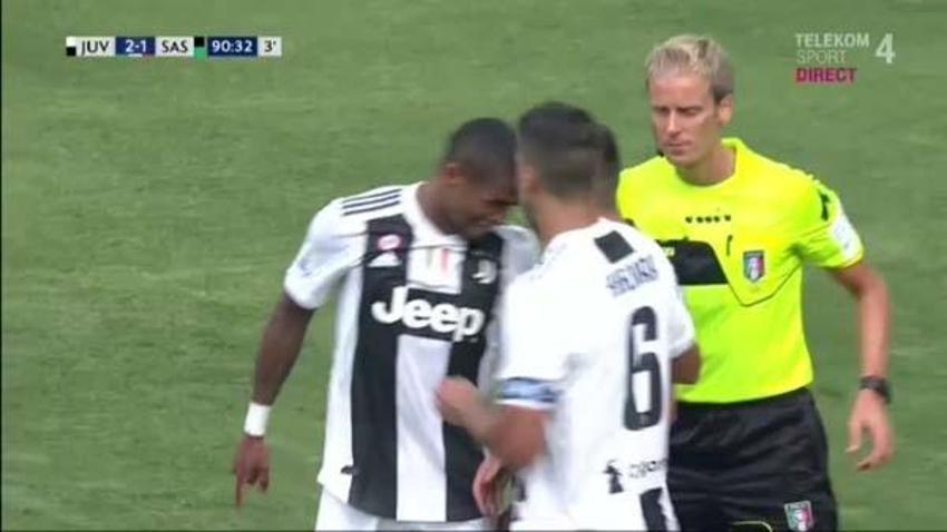 Douglas Costa kendinden geçti! İşte o görüntüler...