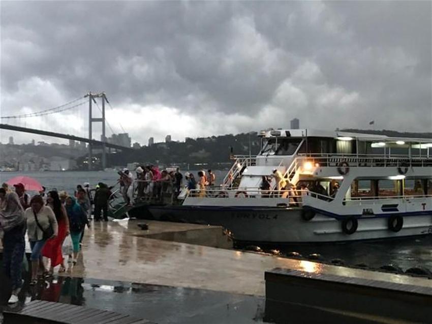 Ve beklenen yağış başladı! İşte ilk kareler...