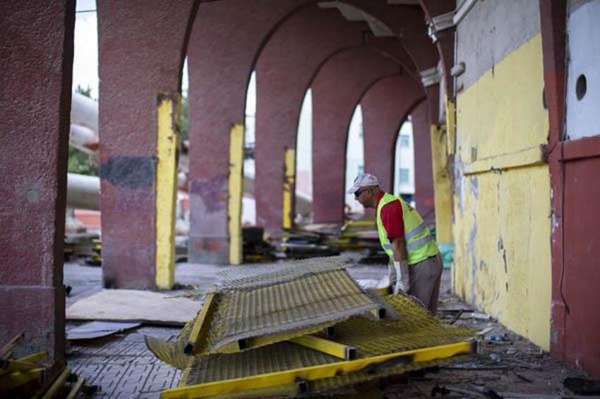 Ankara 19 Mayıs Stadı'nın yıkımına devam ediliyor