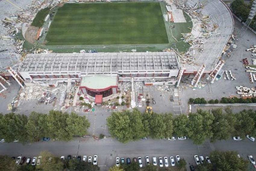 Ankara 19 Mayıs Stadı'nın yıkımına devam ediliyor