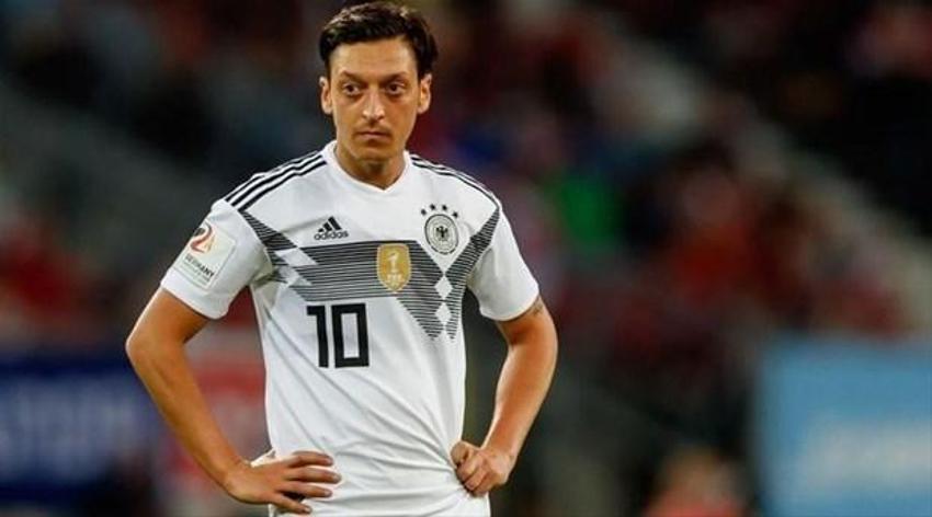 Vergi kaçakçısı Hoeness'ten Mesut Özil'e skandal sözler