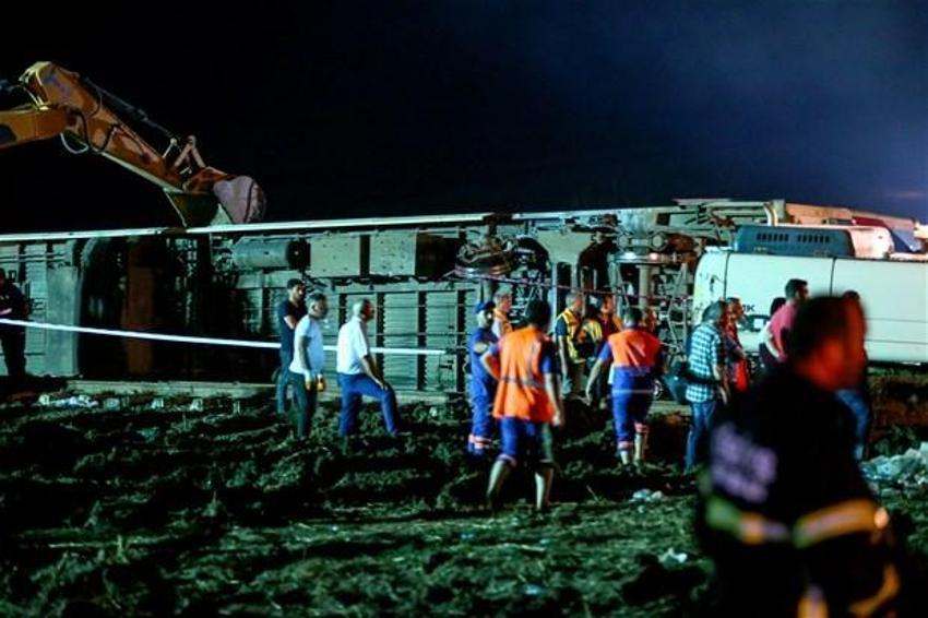 Tekirdağ'da tren faciası!