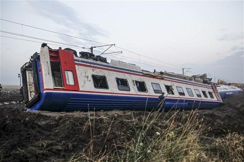 Tekirdağ'da tren faciası!