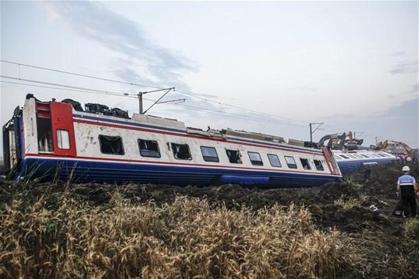 Tekirdağ'da tren faciası!