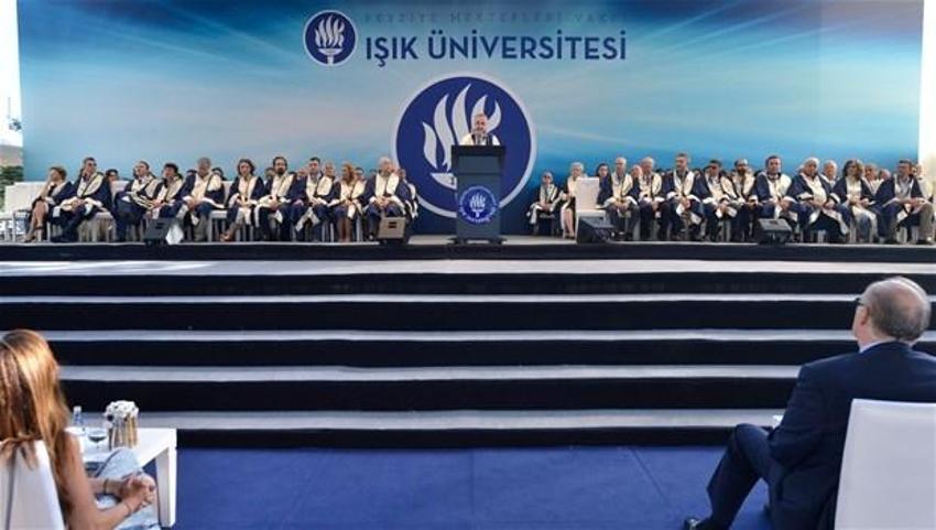 Işık Üniversitesi’nde on bininci mezun coşkusu