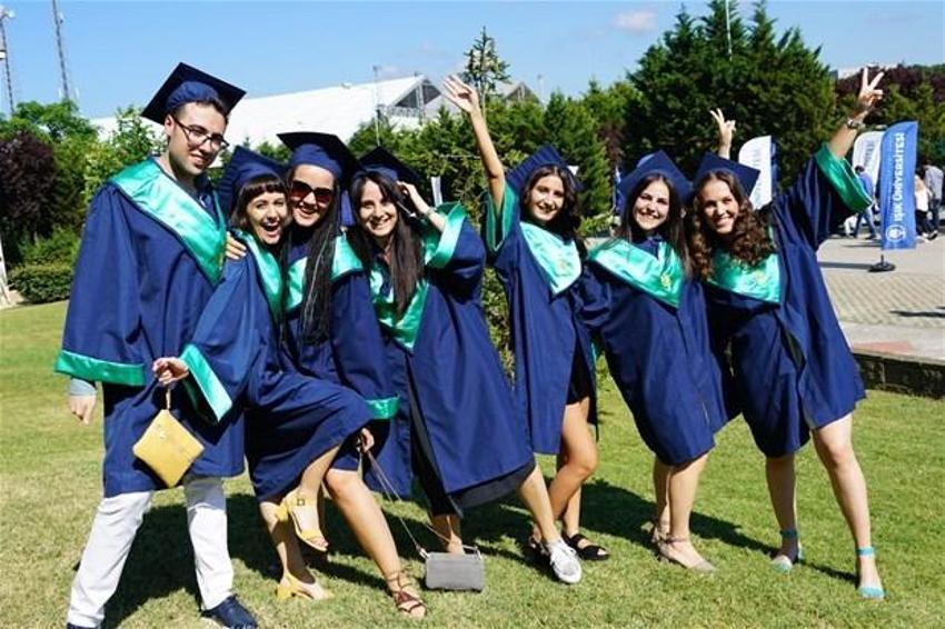 Işık Üniversitesi’nde on bininci mezun coşkusu