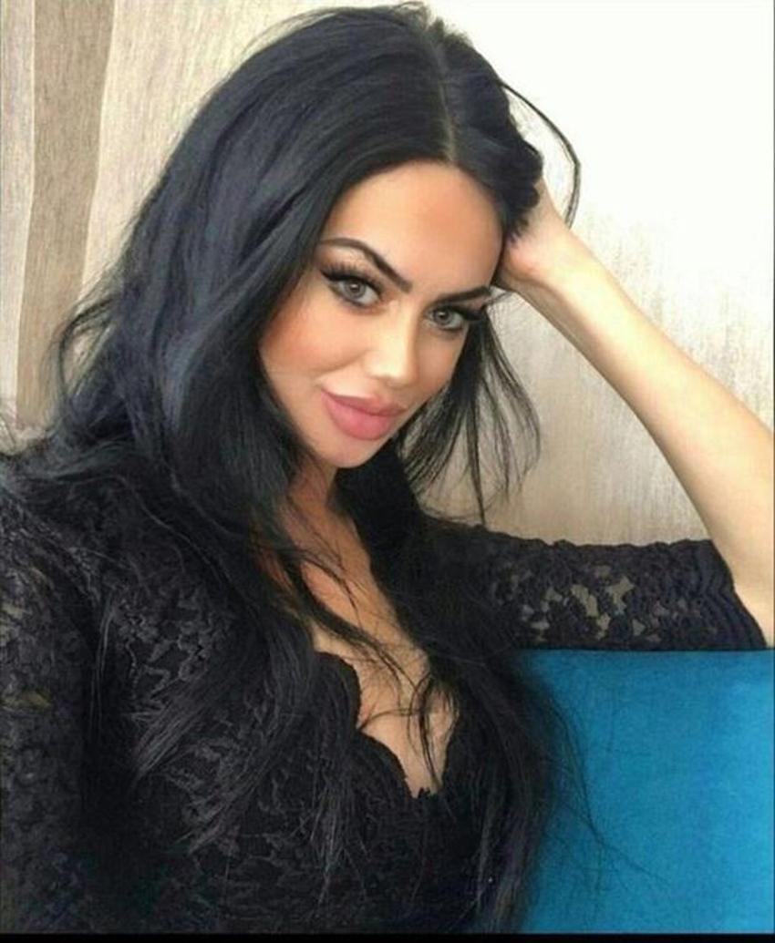 'Görüntüsü Adriana Lima, içinde Dilber Ay yatıyor'