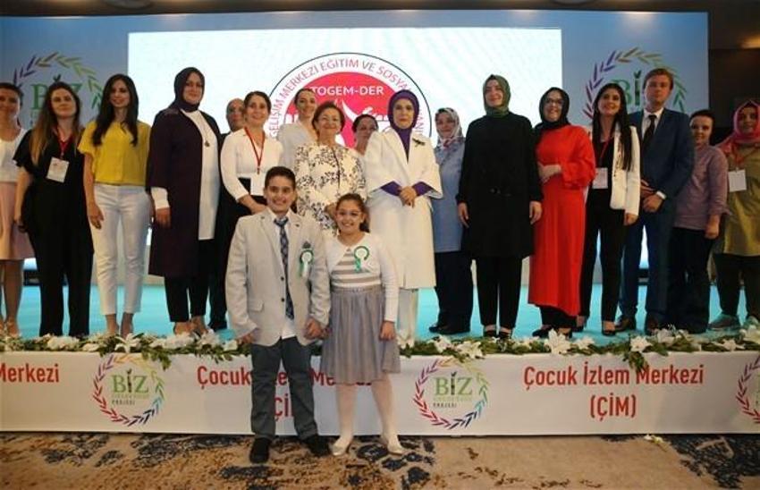 Cumhurbaşkanı Erdoğan’ın eşi Emine Erdoğan TOGEMDER iftarına katıldı