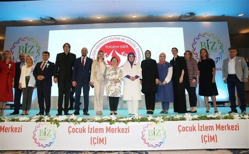 Cumhurbaşkanı Erdoğan’ın eşi Emine Erdoğan TOGEMDER iftarına katıldı