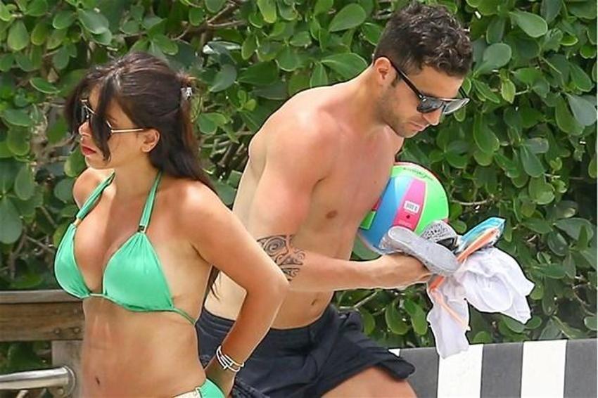Cesc Fabregas ile Daniella Semaan evlendi