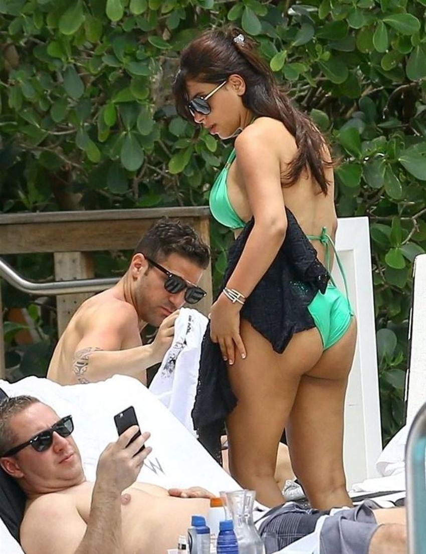 Cesc Fabregas ile Daniella Semaan evlendi