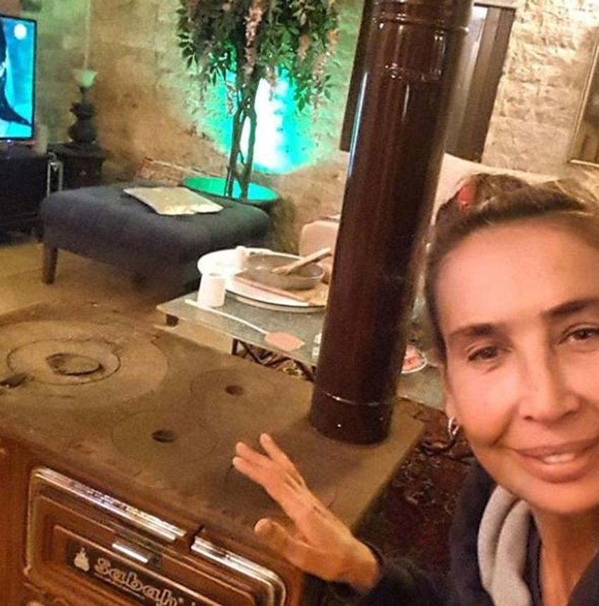 Ünlüler İstanbul'dan tasını tarağını toplayıp kaçıyor! Usta oyuncu, 'Ailem ve benim için en doğru karar' diyerek duyurdu