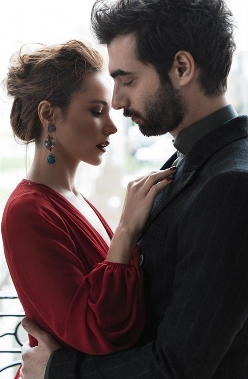 Set aşkı gerçek oldu!