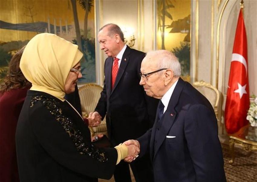 Cumhurbaşkanı Erdoğan’a Tunus'ta devlet nişanı takdim edildi
