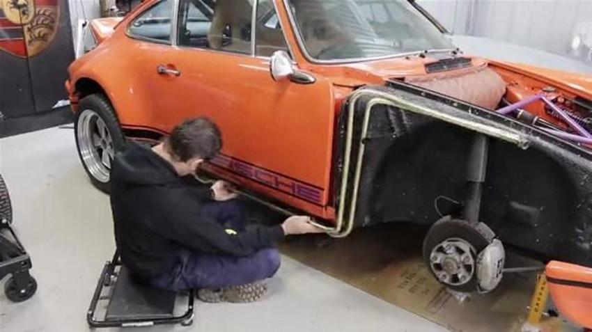 Porsche 911'i 18 ayda yeniledi