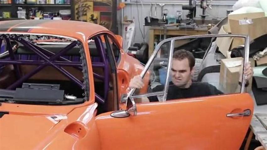 Porsche 911'i 18 ayda yeniledi