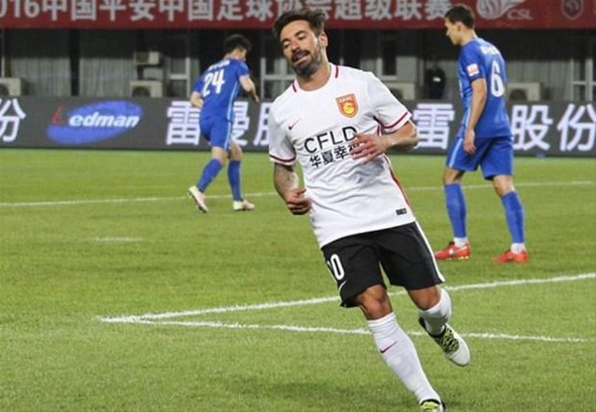 Transferde son dakika! Lavezzi bombası...