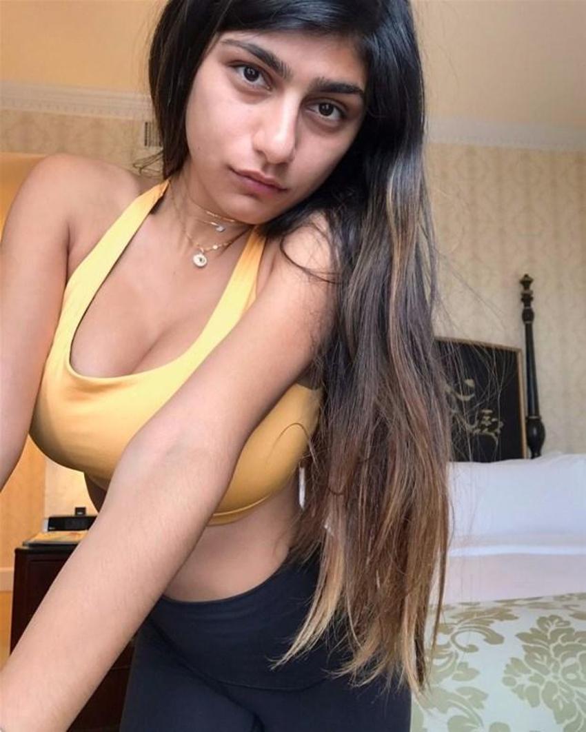 Mia Khalifa'yı reddetti, sosyal medyadan engelledi