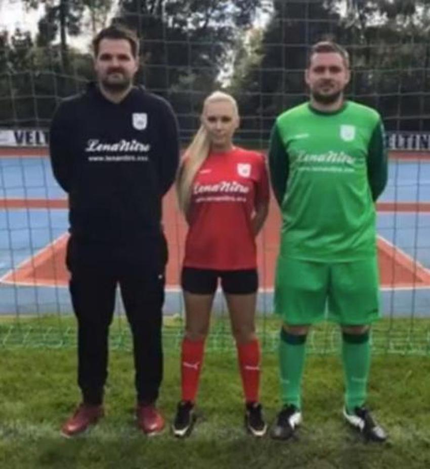 +18 film yıldızı futbol takımına sponsor oldu