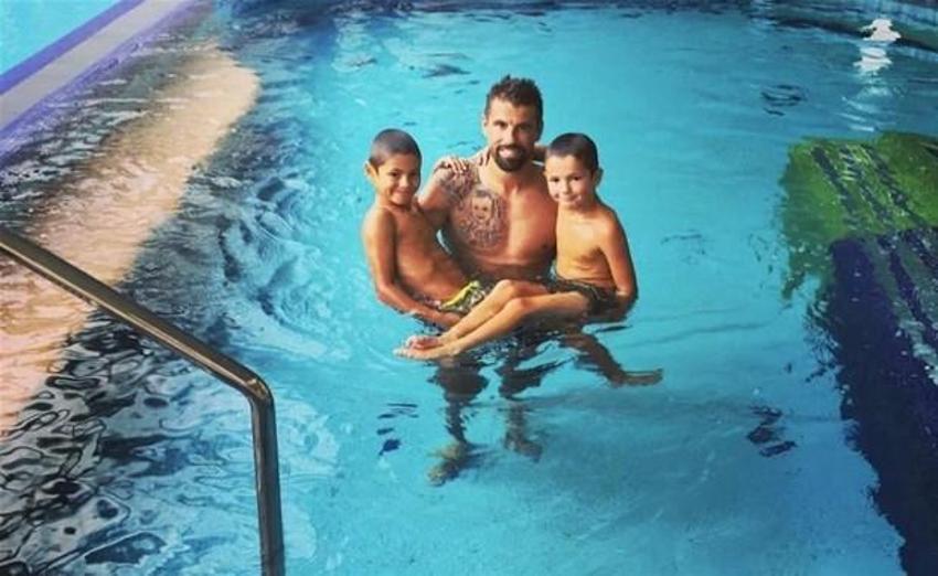 Milan Baros'u hiç böyle görmediniz