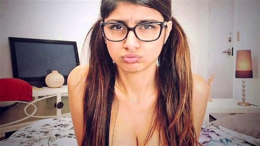 Mia Khalifa'yı reddetti, sosyal medyadan engelledi