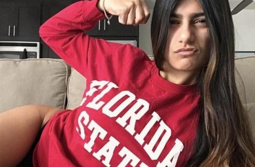 Mia Khalifa'yı reddetti, sosyal medyadan engelledi
