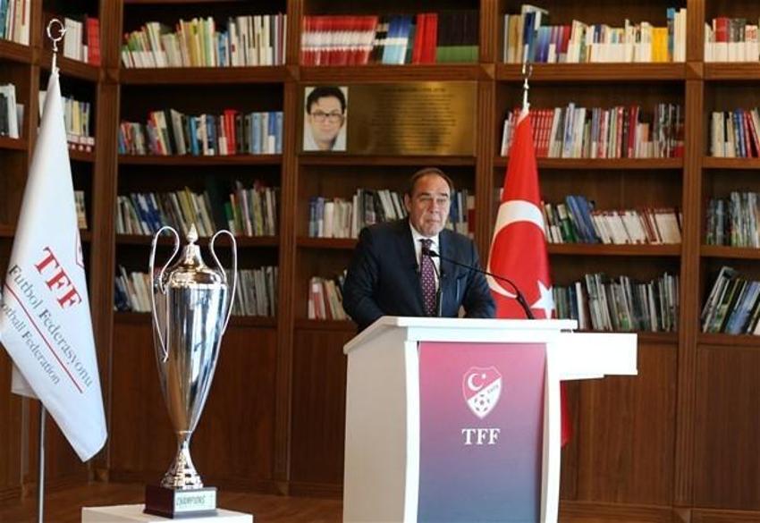 Yıldırım Demirören Ampute Milli Takım ile bir araya geldi