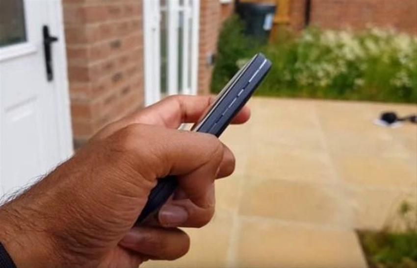 Nokia 3310'un dayanıklılık testi
