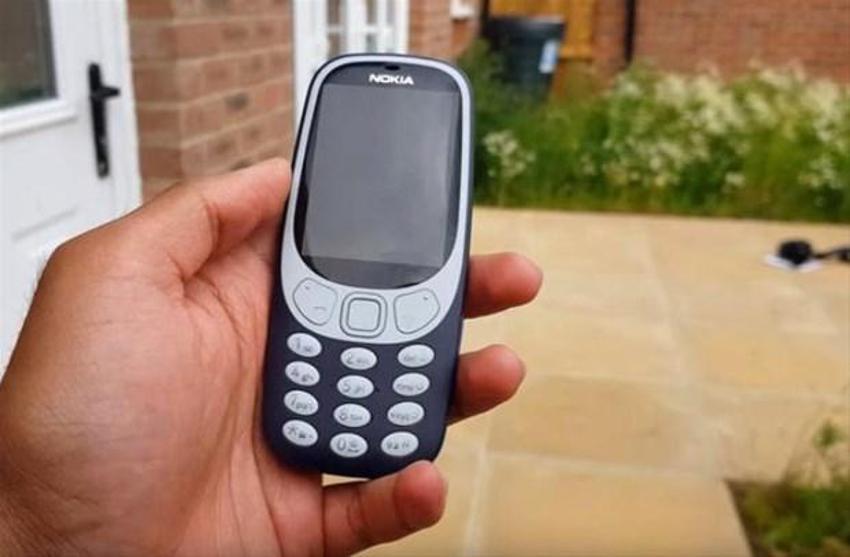Nokia 3310'un dayanıklılık testi