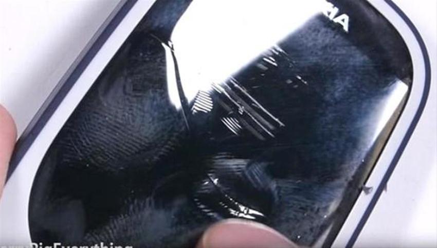 Nokia 3310'un dayanıklılık testi
