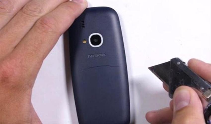 Nokia 3310'un dayanıklılık testi